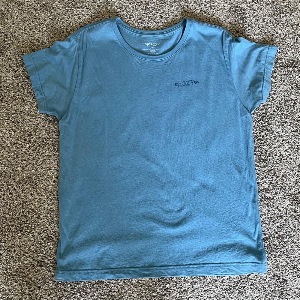 Roxy tee perfect for summer!